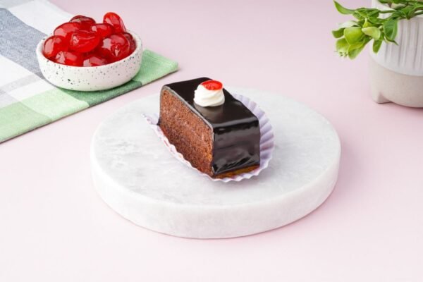 dsc02778 Chocolate Cherry Pastry