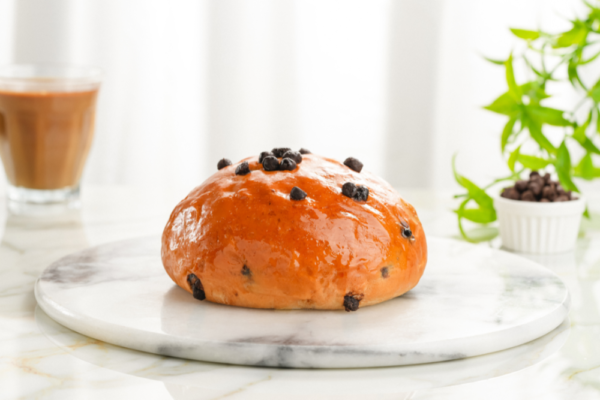 f_1 Chocolate Chip Bun